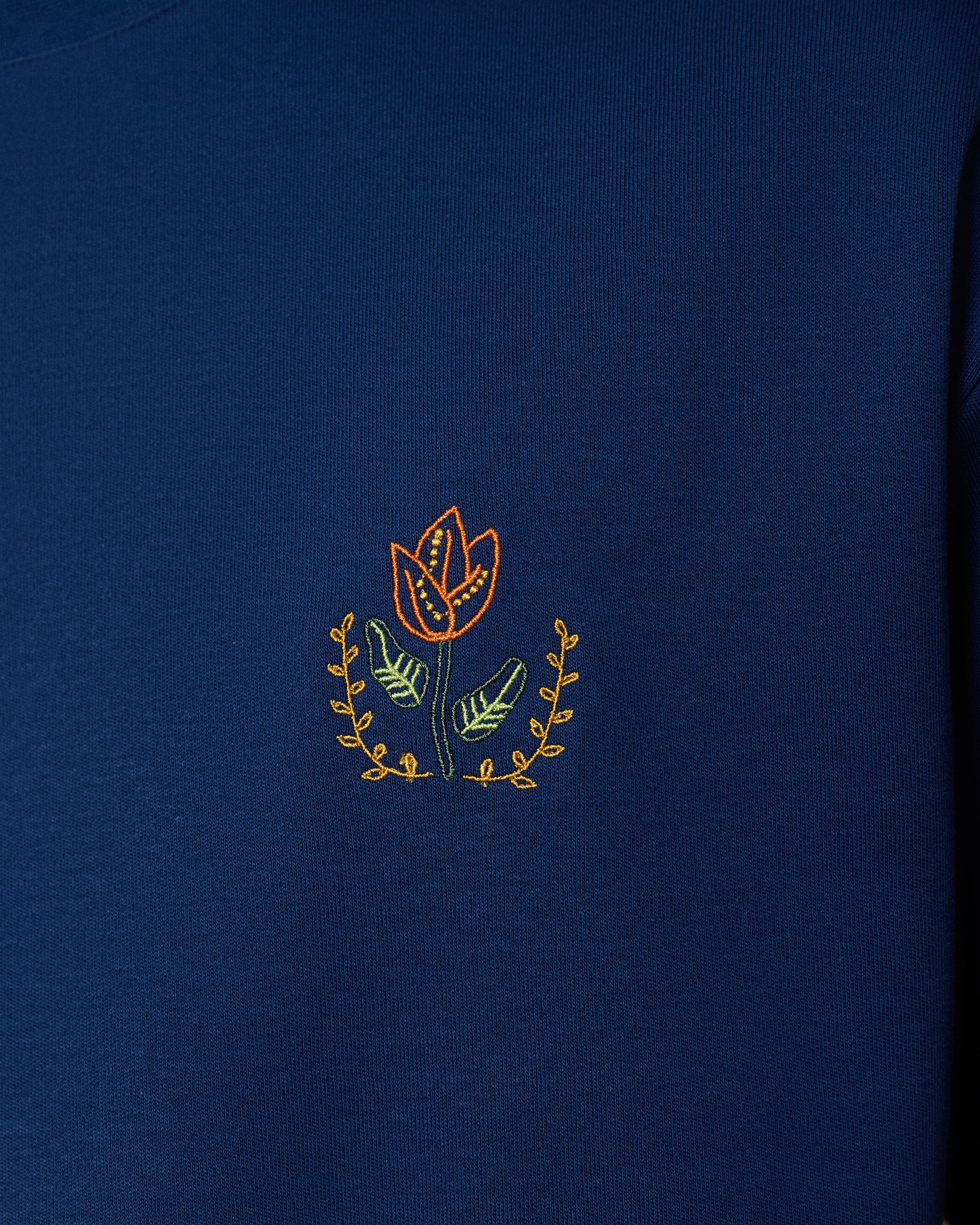 red_blue tulip T-SHİRT